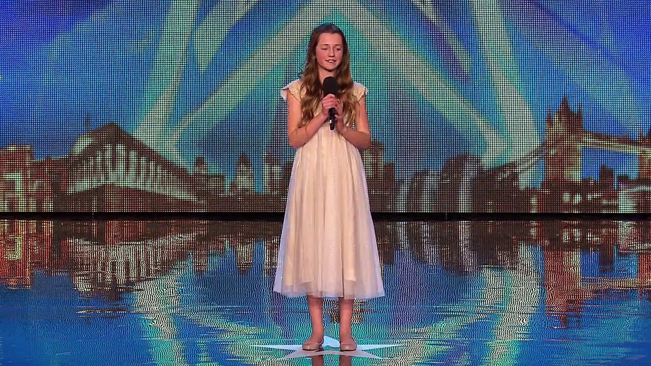 Les juges ne croyaient pas du tout en elle, mais dès qu’elle a commencé, ils sont restés scotchés !