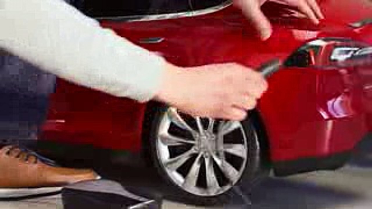 Super Branded Kids Car - Tesla Model S for Kids by Radio Flyer ᴷᴬ