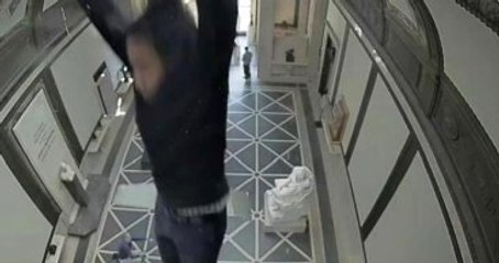 12 Metreden Düştü, 21.5 Milyon Lira Kazandı