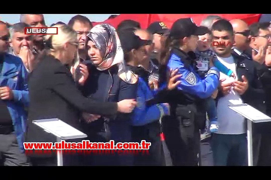 Şehitlere veda