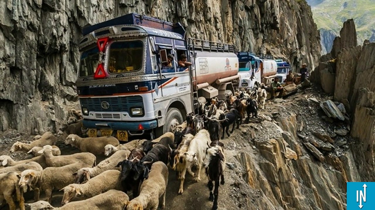 14 routes dangereuses du monde