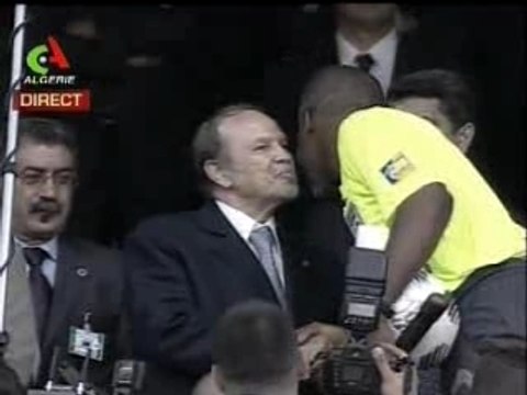 REMISE DU TROPHée MCA vs USMA 1