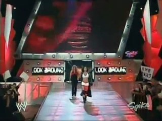 Gail Kim (w/ Molly Holly) vs. Victoria