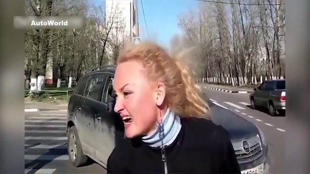 БЫДЛО БАБЫ НА ДОРОГЕ - АГРЕССИВНЫЕ ДЕВУШКИ ЗА РУЛЕМ 2016