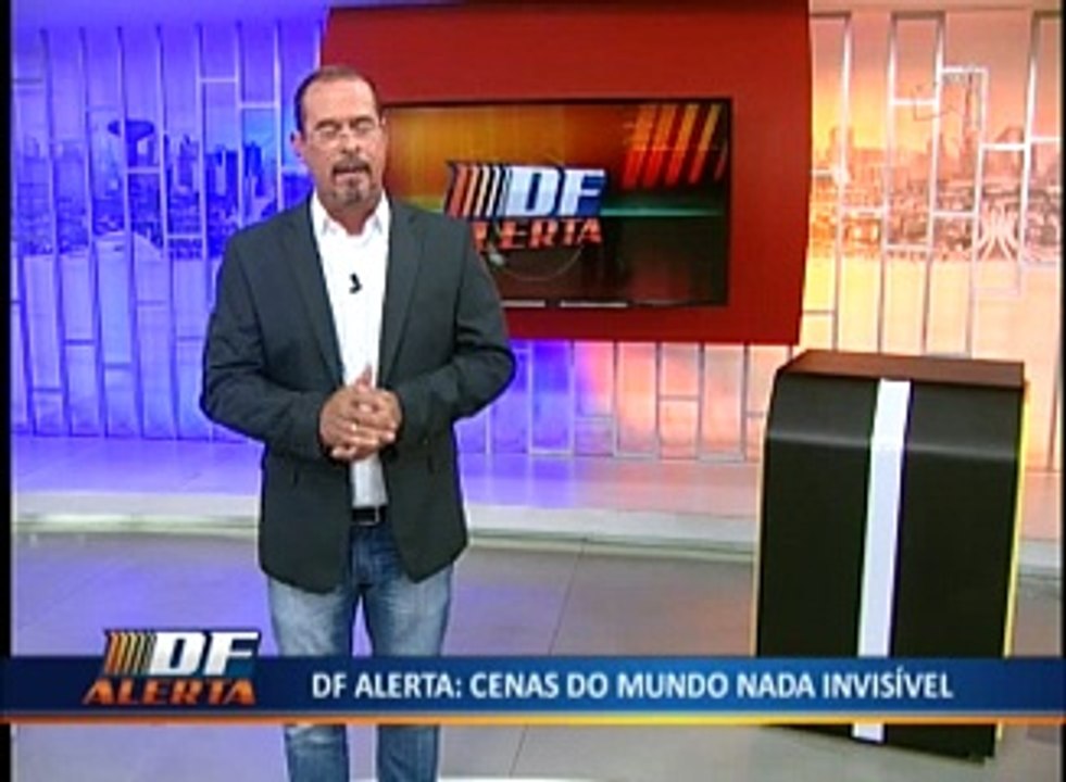 SOB O MANTO DA LEI
