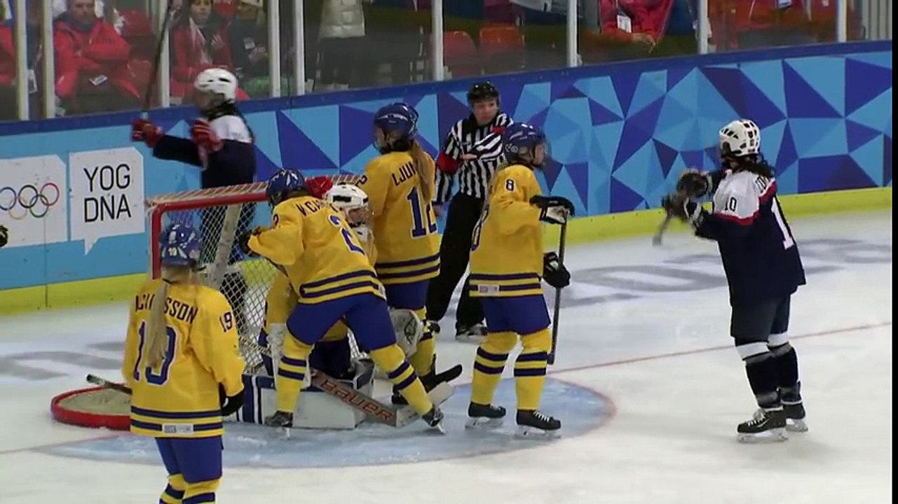 Ice Hockey - Women's Preliminaries - Sweden vs Slovakia   Lillehammer 2016 Youth Olympic Games