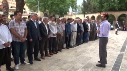 Şanlıurfa Bangladeşli Nizami İçin Şanlıurfa'da Gıyabi Cenaze Namazı