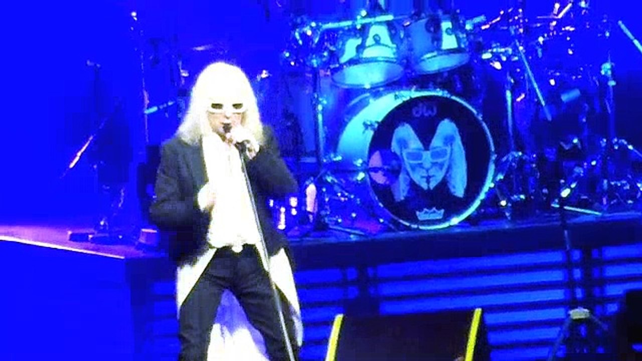 MICHEL POLNAREFF  A L'ACCORDHOTELS ARENA