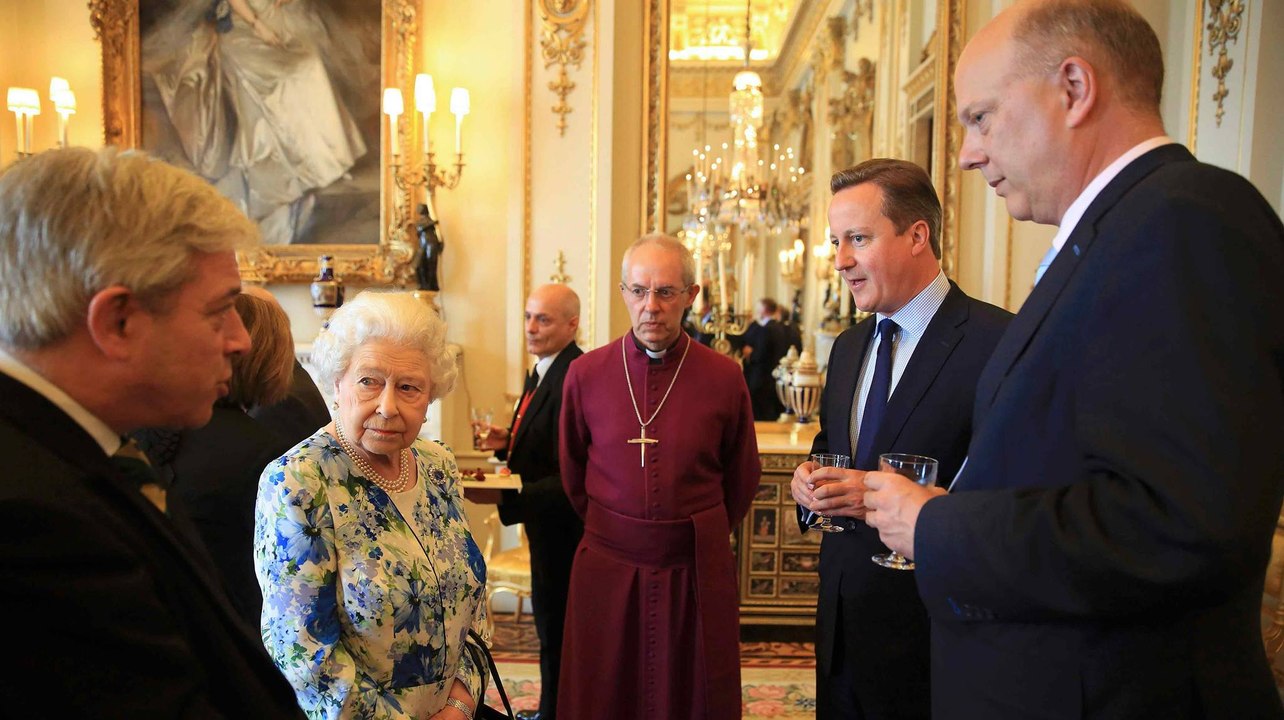 Buhari'den Cameron'a cevap: Alacaklarımızı versinler yeter