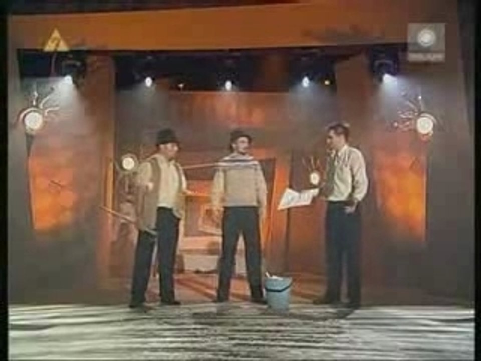 Kabaret Młodych Panów - Budowlańcy