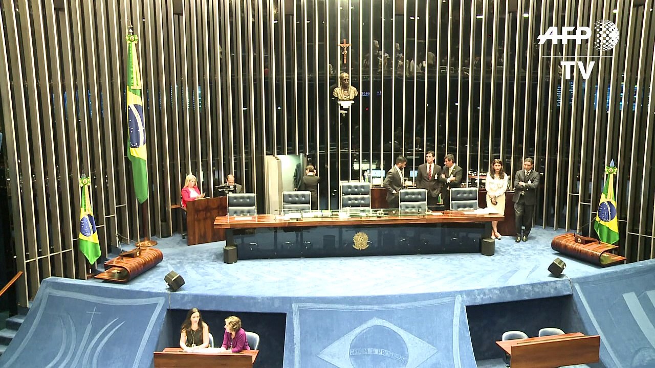 Senado inicia debates sobre impeachment