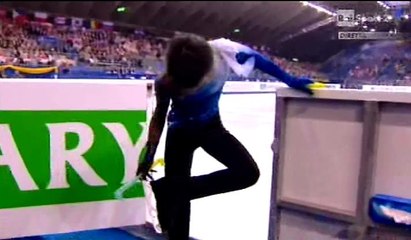 YH - WC12 - warm-up before SP (ITA)
