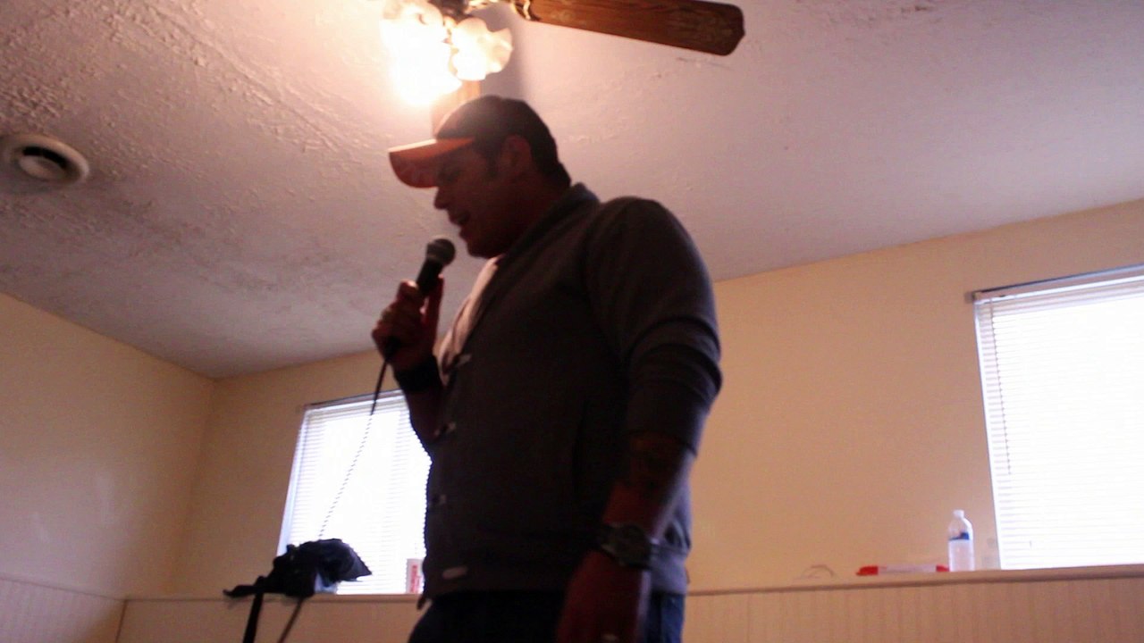 Franz Goovaerts sings Reba McIntire song 'If You See Her' Jamming Maryland May 2016