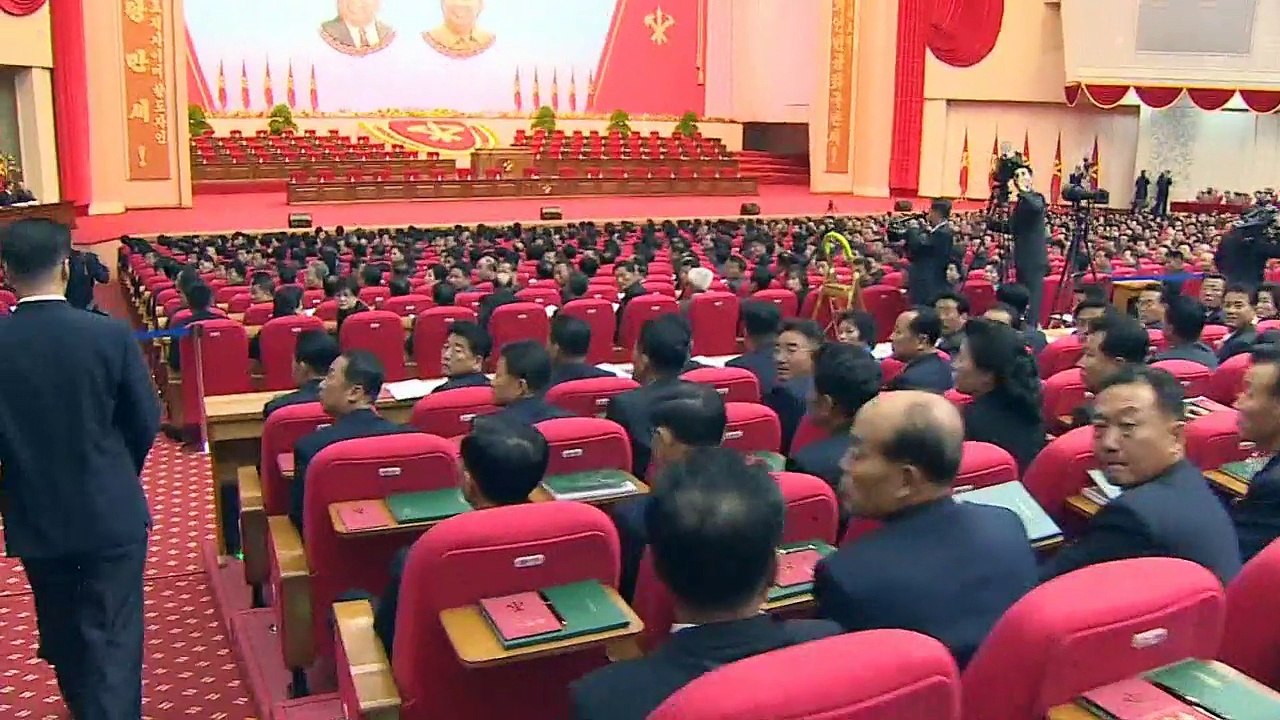 North Korean general, reported executed, turns...