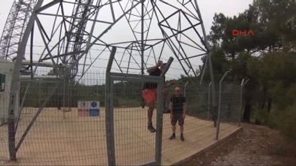 Fethiye - Gizlice Tırmandıkları 68 Metrelik Baz İstasyonu Anteninden Atladılar
