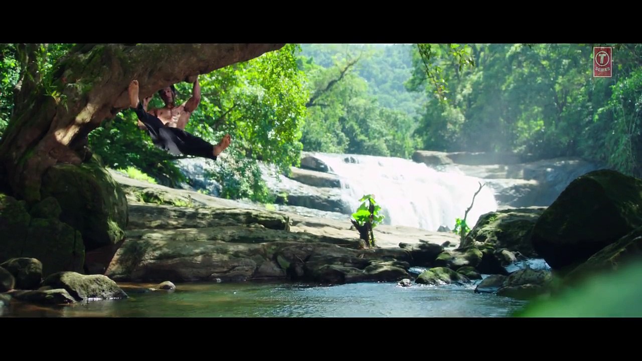 OFFICIAL- 'Katra Katra - Uncut' Video Song - Alone - Bipasha Basu - Karan Singh Grover