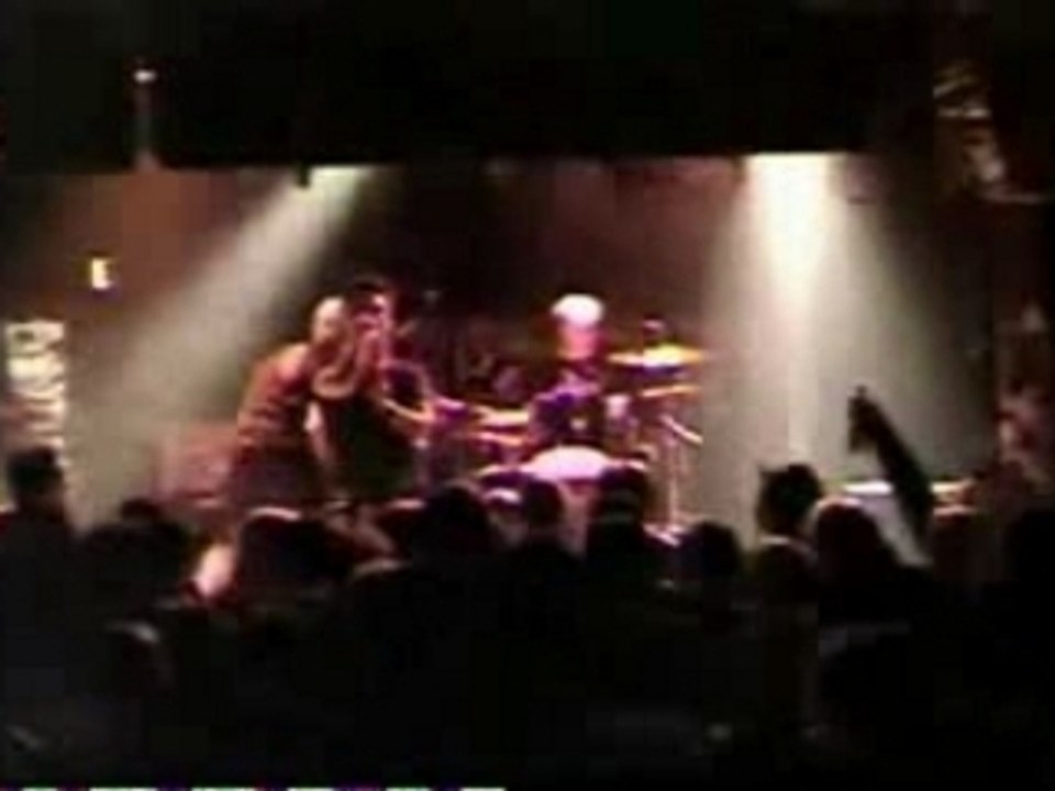 Green Day - Scattered (live)
