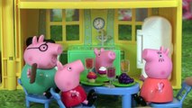 PEPPA PIG Thanksgiving Day Dinner George Pig, Mummy Pig, & Daddy Pig! Peppa Pig Playtime E