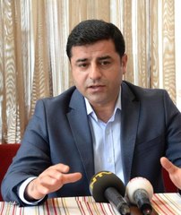 Demirtaş: AK Parti'nin 'Partili Cumhurbaşkanı' Teklifini Desteklemeyeceğiz