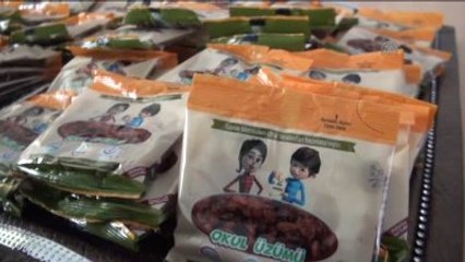 Okullarda Kuru Üzüm Dağıtımına Başlandı