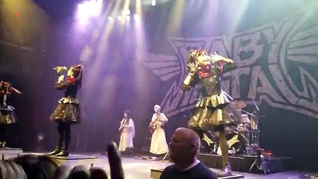 Babymetal Yui fancam (Gimme Chocolate!) @ Fillmore MD 5-10-2016