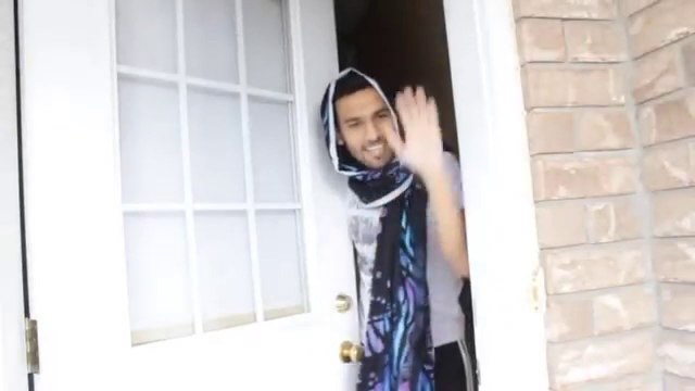 ZaidAliT - Desi aunties always do this! -