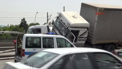 Kocaeli - D-100'de Tır Dehşeti