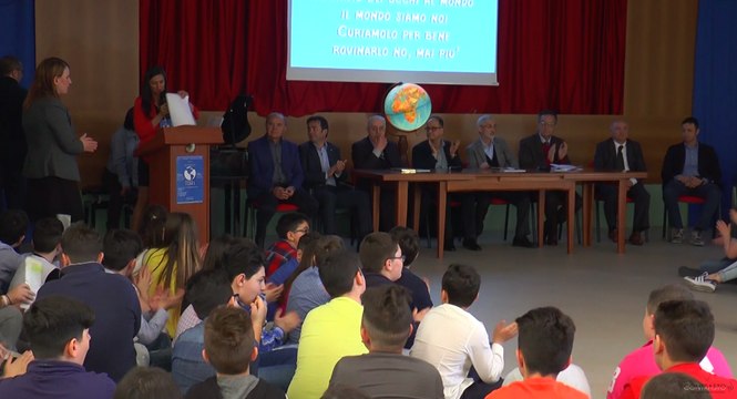 Gricignano (CE) - Giornata mondiale della Terra all'istituto Comprensivo Sant'Agata (09.05.16)