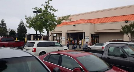 Grosse bagarre sur le parking d'un magasin aux USA