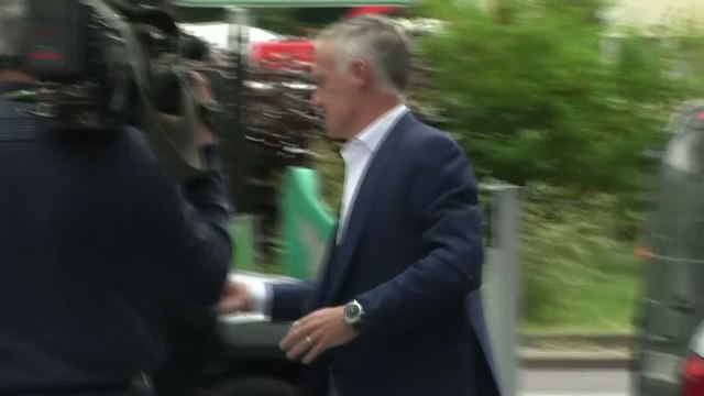 Foot - Euro - Liste : L'arrivée de Didier Deschamps à TF1
