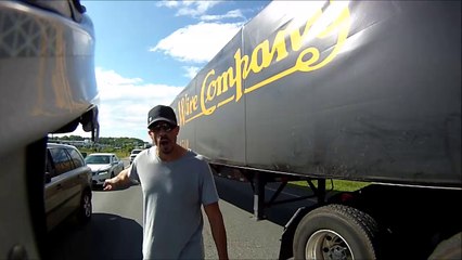 Guy Gets Road Rage in Traffic and Exposes Himself on Camera