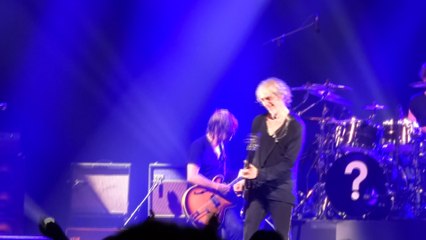 Les Insus en Live : Solo de Louis Bertignac à Angoulème le 09 mai 2016. Que du bonheur !