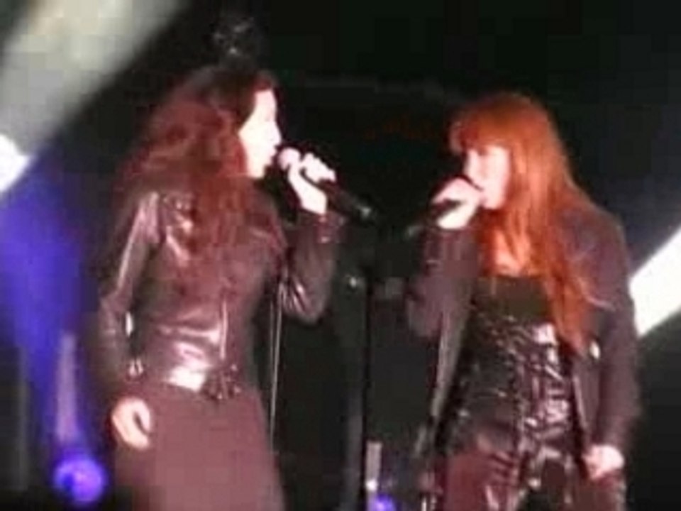 06 ON OUBLIE JAMAIS RIEN, ON VIT AVEC (Avec Lena Ka)