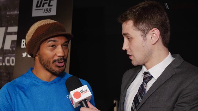 Benson Henderson thinks Bryan Barberena will make Brazilian fans at UFC 198