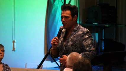 Franz Goovaerts sings 'Burning Love' VFW May 2016