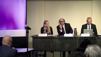 Mad Old Soul Tarek Fatah snubbing reporter in Washington Part 1 -