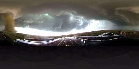 Captó tornado en 360 grados y se volvió viral