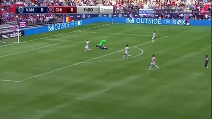Terrifying And Shock Goalkeeper KOs striker in humongous collision Masato Kudo -