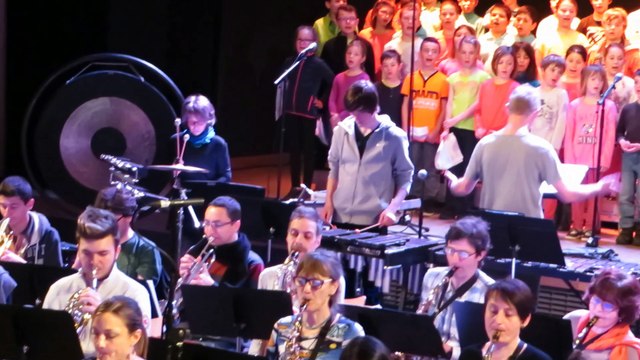 [Ecole en choeur] Académie de Besançon - Ecoles de St Pierre et Grande-Rivière