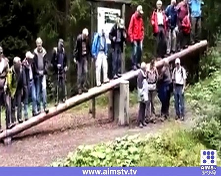 اتنا بڑا sew saw دیکھا ہے آپ نے کبھی؟ یقین نہ آئے خود ہی دیکھ لیں