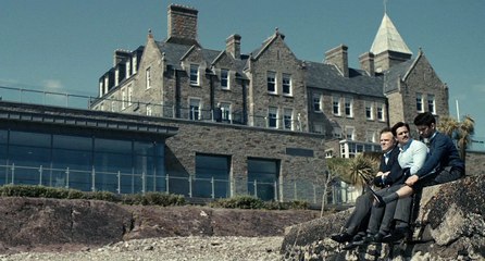 TRAILER THE LOBSTER with Rachel Weisz & Colin Farrell