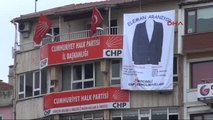 Kocaeli CHP'den Ceketli Başbakanlık Göndermesi