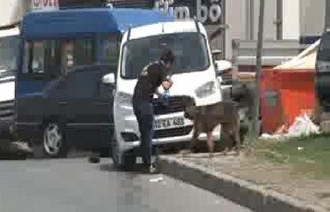 İstanbul'da bomba şüphesiyle aranan araçta inceleme