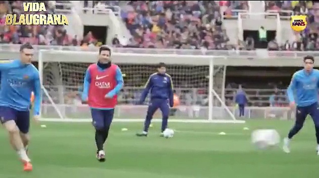 Lionel Messi Incredible nutmeg onto Javier Mascherano during Barcelona open training
