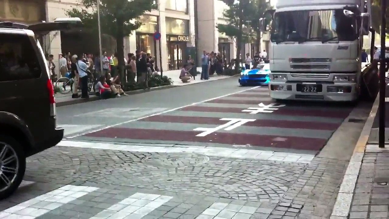 1 of 1 Blue Mercedes-Benz CLK GTR AMG