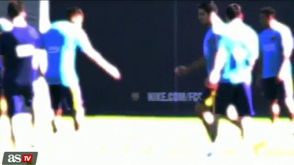 Leo Messi vacila a Suárez pero el que lo paga es Neymar!