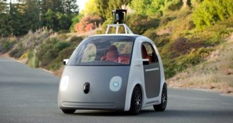 Google Sürücüsüz Otomobili İçin Sürücü Arıyor