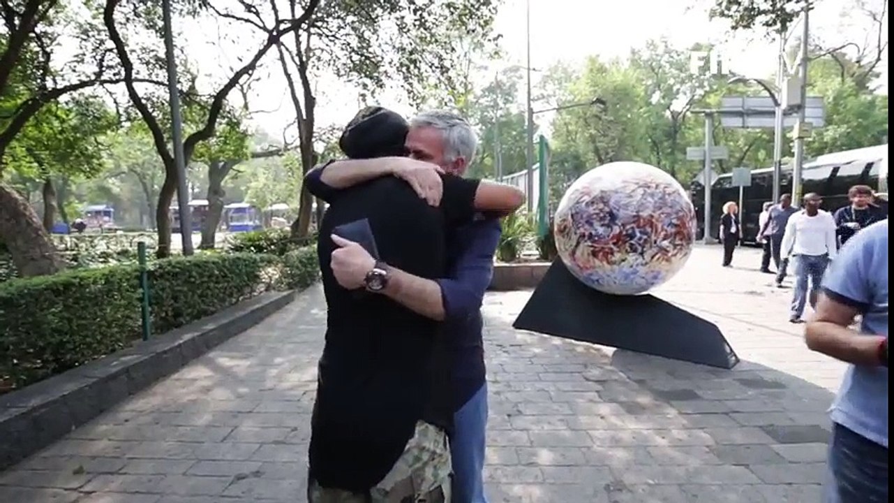 FIFA Legends meet up in Mexico city - Ronaldinho and Mourinho present