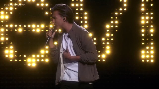 Eurovision - Suède: Frans interprète If I Were Sorry - Demi-finale