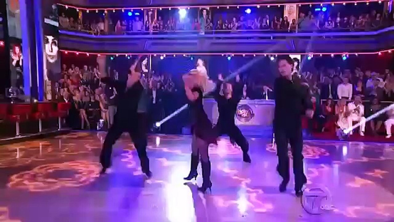 Leah Remini & Tony Dovolani - Viennese Waltz (Week 8) || DWTS 17 Episode 8 Monday 11/4/2013
